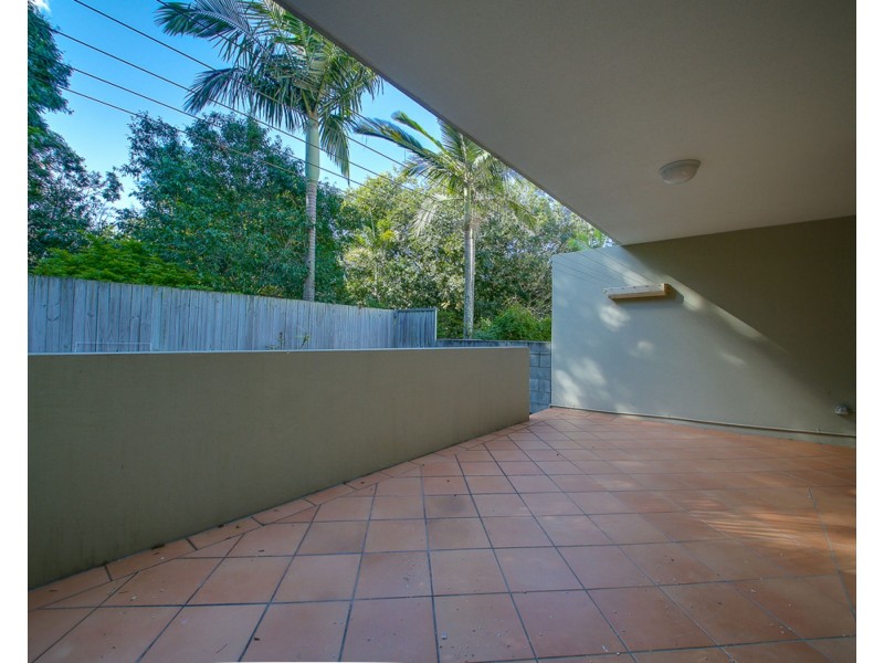 2/18 Frederick Street, Alderley QLD 4051