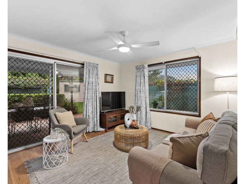 37 Syma Street, Chermside West QLD 4032