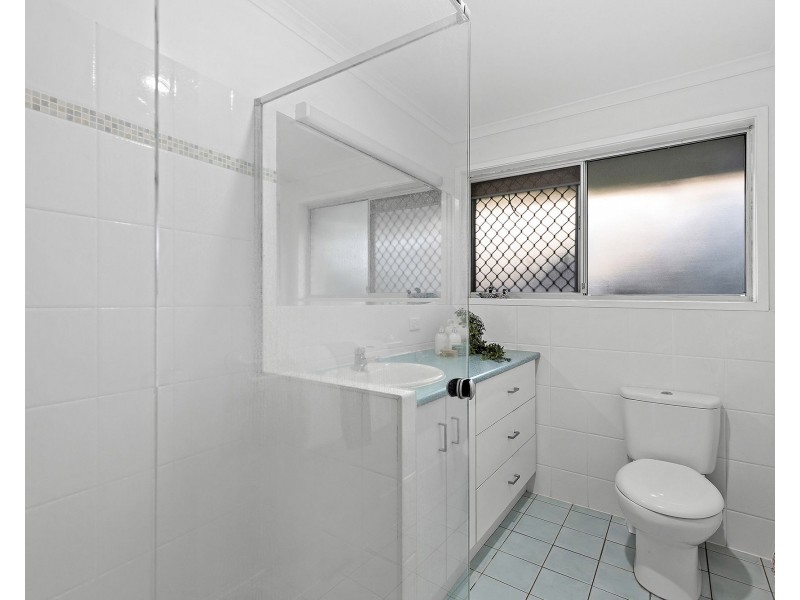 37 Syma Street, Chermside West QLD 4032