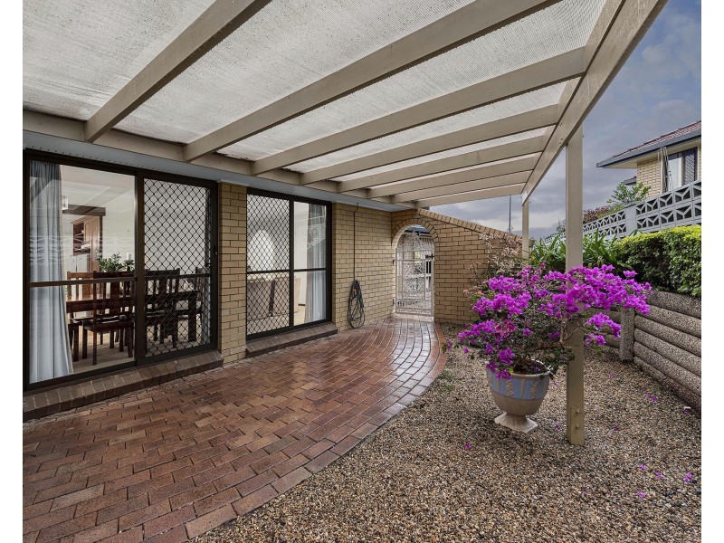 37 Syma Street, Chermside West QLD 4032