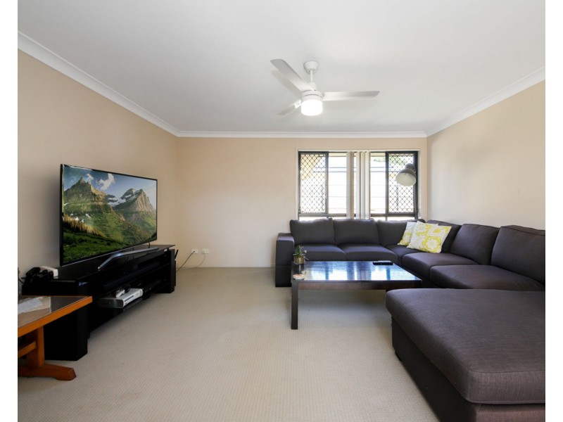 8 Paulette Court, Cashmere QLD 4500