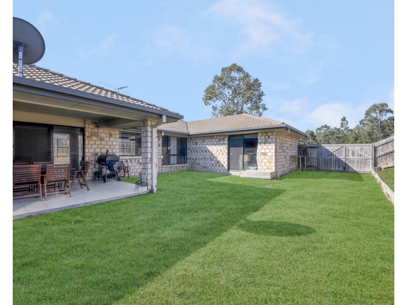 8 Paulette Court, Cashmere QLD 4500