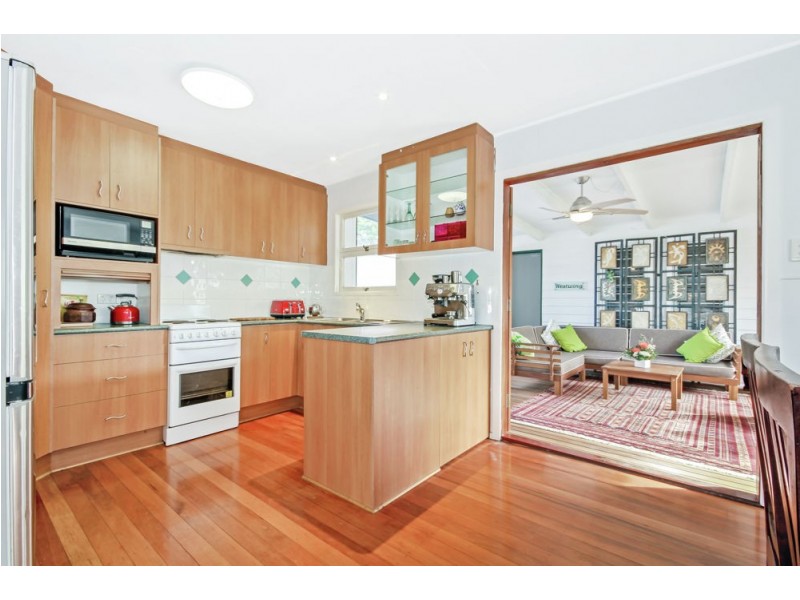 24 Decker Street, Chermside West QLD 4032
