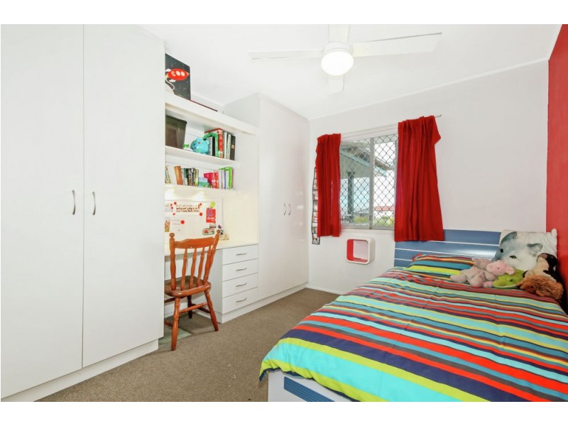 24 Decker Street, Chermside West QLD 4032