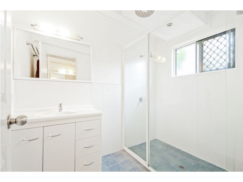 24 Decker Street, Chermside West QLD 4032