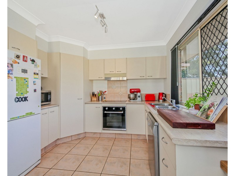 2/15 Elwick Place, Bracken Ridge QLD 4017