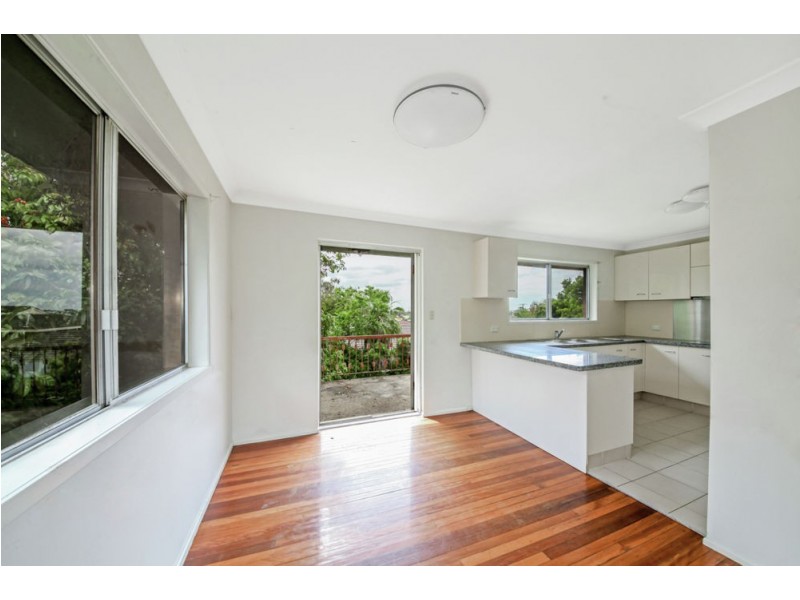 11 Leeside Street, Aspley QLD 4034