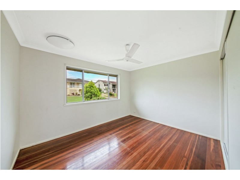 11 Leeside Street, Aspley QLD 4034