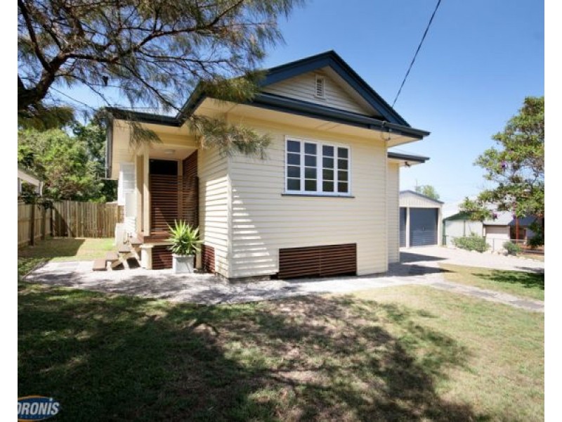 90 Pechey Street, Chermside QLD 4032