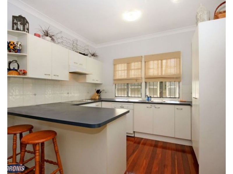 90 Pechey Street, Chermside QLD 4032