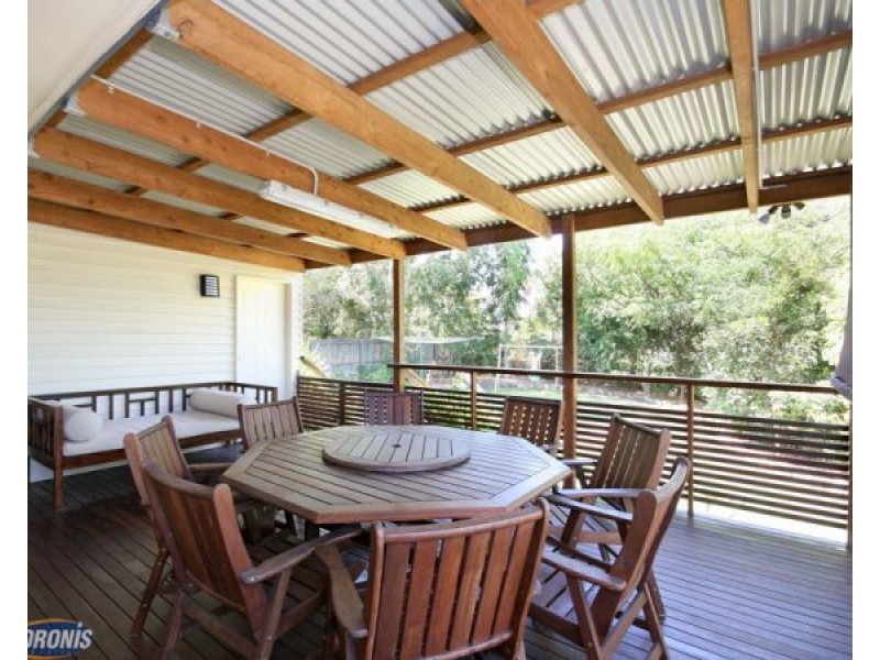 90 Pechey Street, Chermside QLD 4032