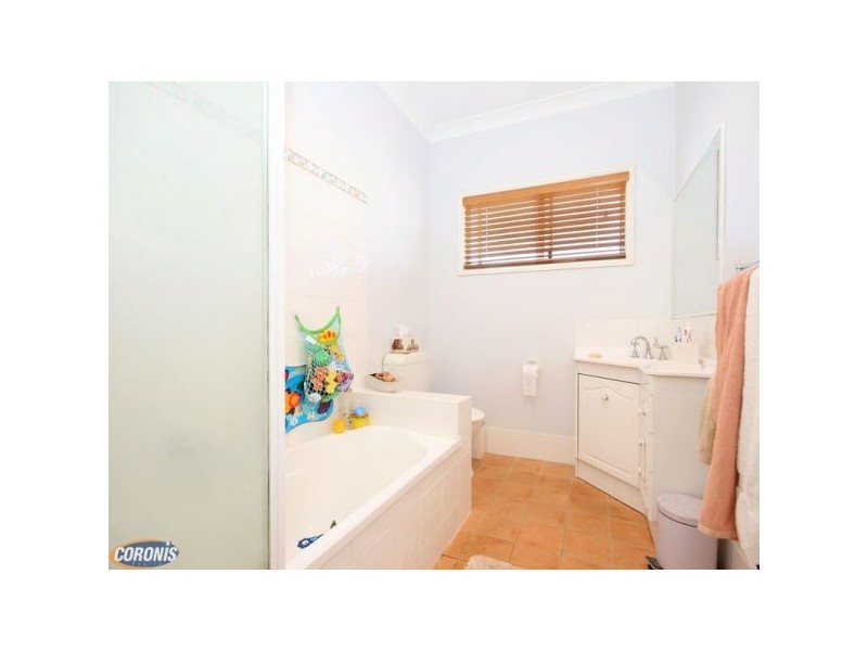 90 Pechey Street, Chermside QLD 4032