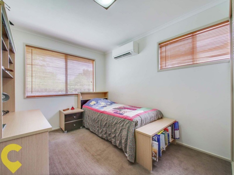 30 McGhie Street, Zillmere QLD 4034