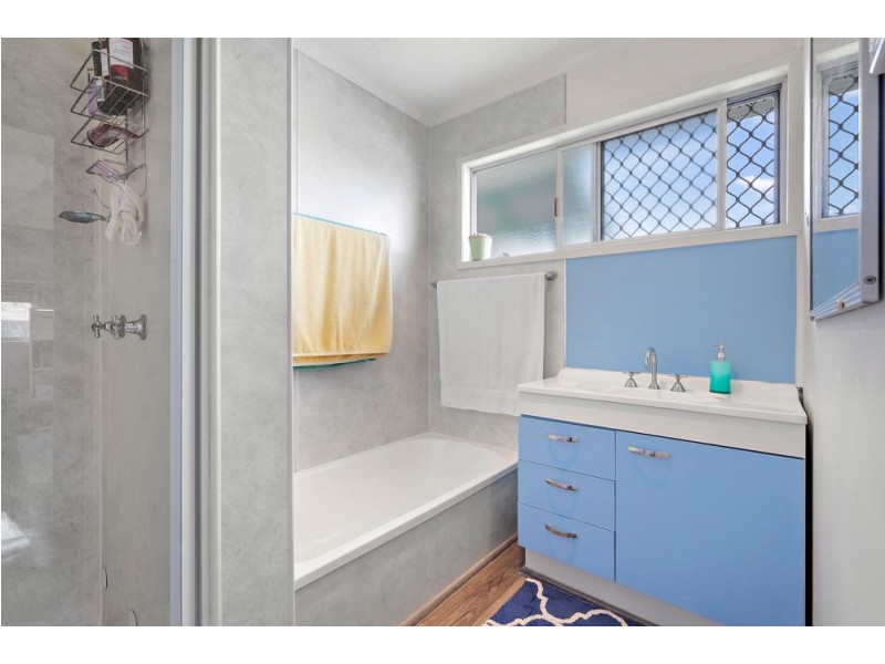 6 Ivor Street, Bracken Ridge QLD 4017