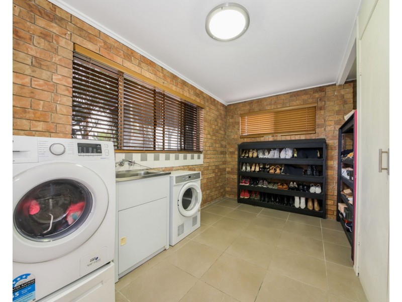 18 Bronwyn Street, Bracken Ridge QLD 4017