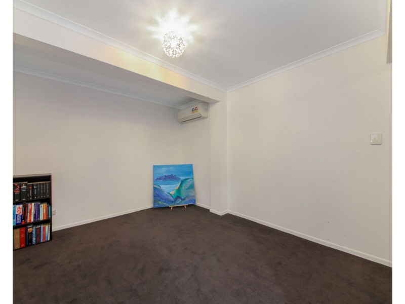 18 Bronwyn Street, Bracken Ridge QLD 4017