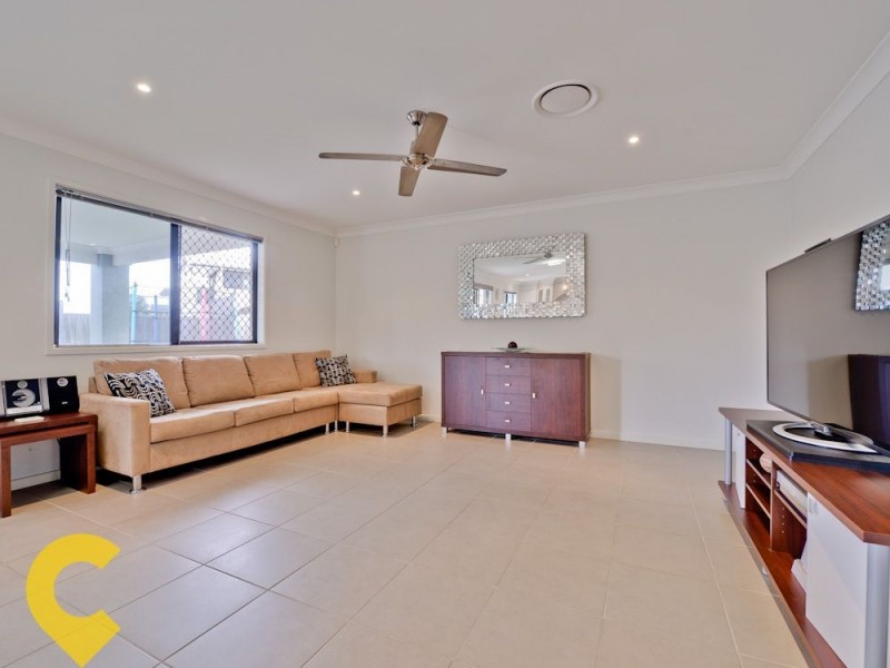 11 Petrie Crescent, Aspley QLD 4034