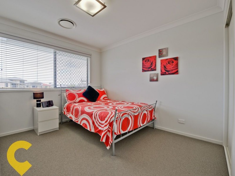 11 Petrie Crescent, Aspley QLD 4034