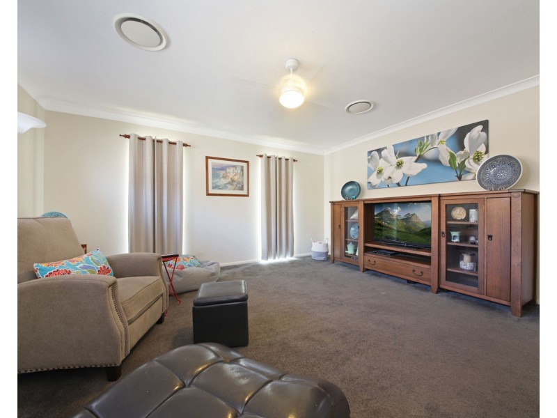 57 Raynbird Place, Carseldine QLD 4034