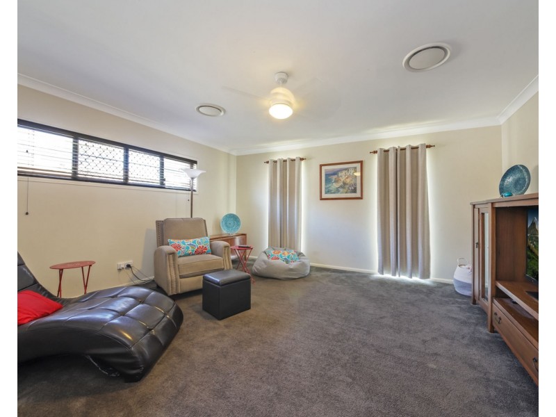 57 Raynbird Place, Carseldine QLD 4034