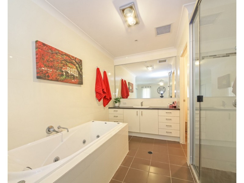 57 Raynbird Place, Carseldine QLD 4034