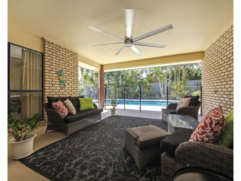 57 Raynbird Place, Carseldine QLD 4034