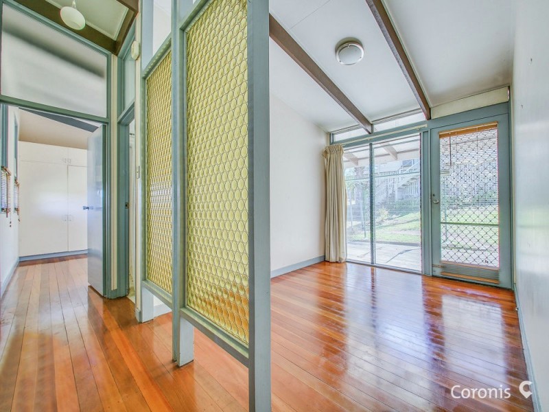 71 Maundrell Terrace, Chermside West QLD 4032