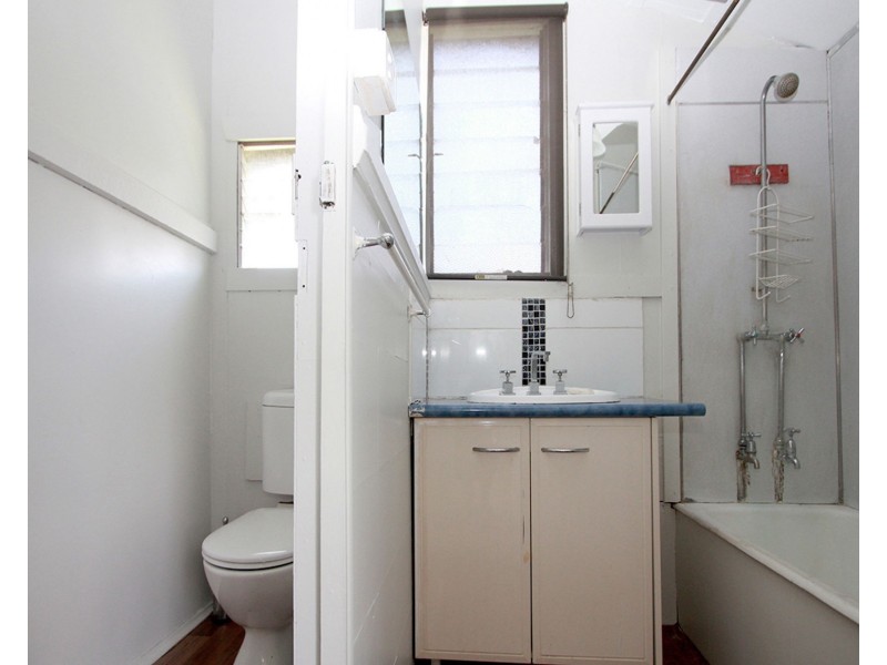 682 Robinson Road, Aspley QLD 4034