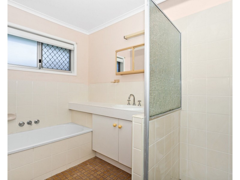 12 Pamir St, Nudgee QLD 4014