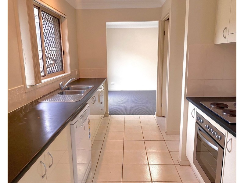 9 Hillary Drive, Warner QLD 4500