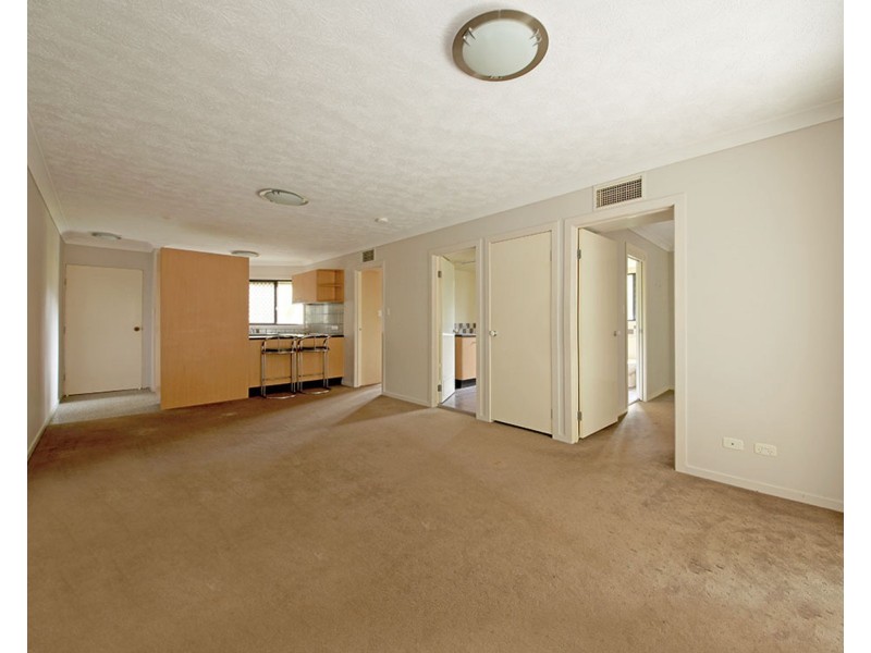 1/42 Hilltop Avenue, Chermside QLD 4032