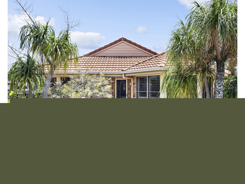 2 Murphy Street, Scarborough QLD 4020