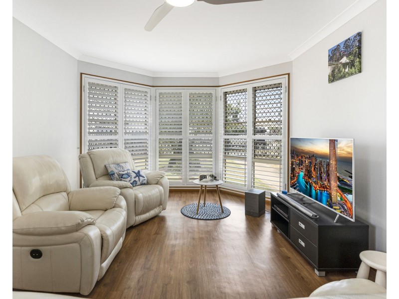 2 Murphy Street, Scarborough QLD 4020