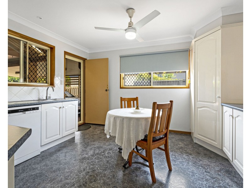 2 Murphy Street, Scarborough QLD 4020