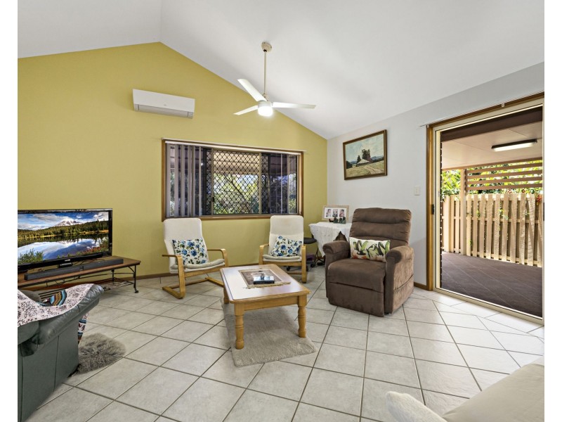 2 Murphy Street, Scarborough QLD 4020