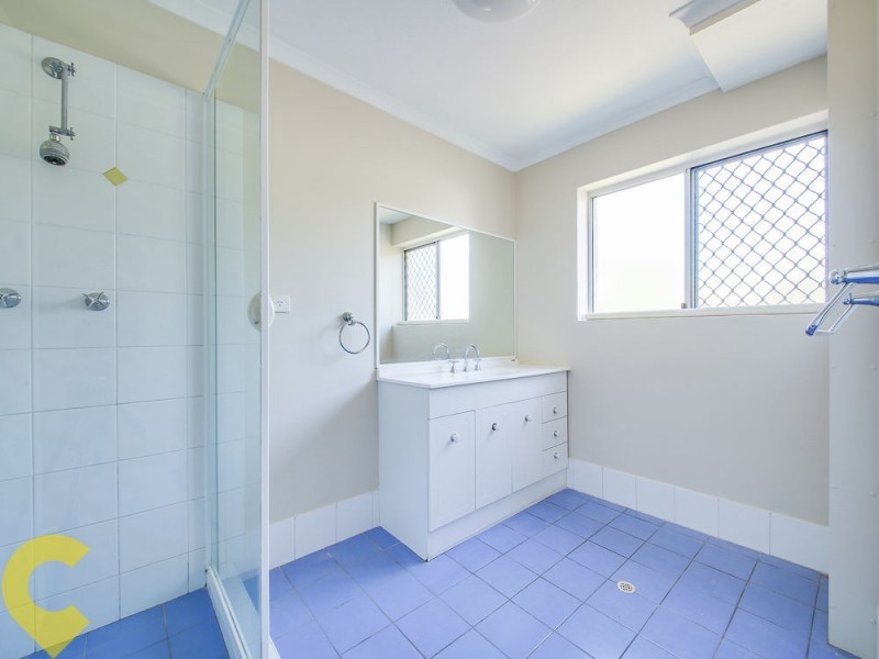 1/77 Farnell Street, Chermside QLD 4032