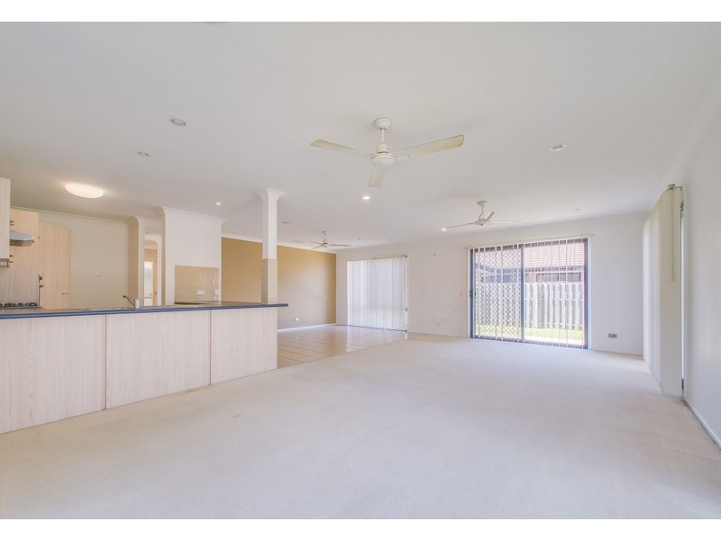 22 Diamond Avenue, Kallangur QLD 4503