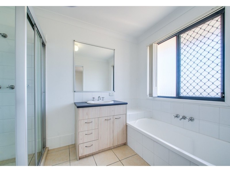 22 Diamond Avenue, Kallangur QLD 4503