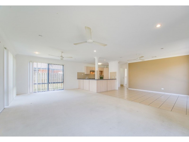 22 Diamond Avenue, Kallangur QLD 4503
