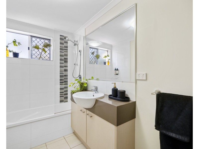 1/71 Charlie Street, Zillmere QLD 4034