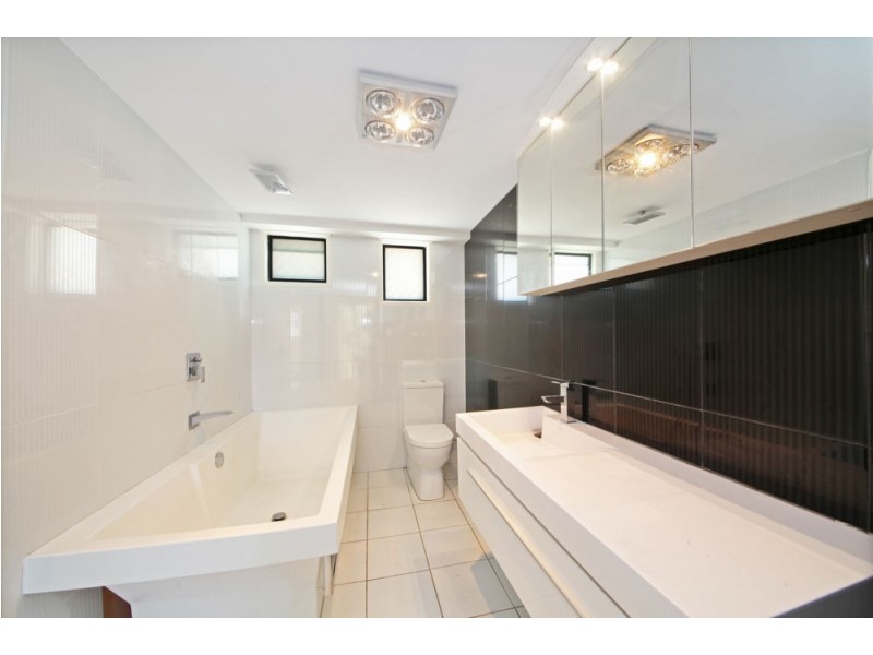 6 Olanda Place, Aspley QLD 4034