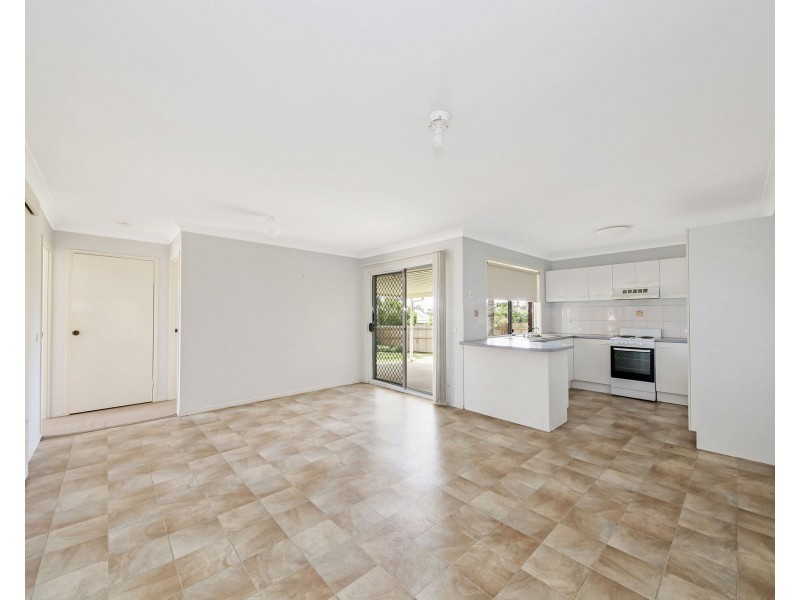22 Baroona Rd, Bray Park QLD 4500