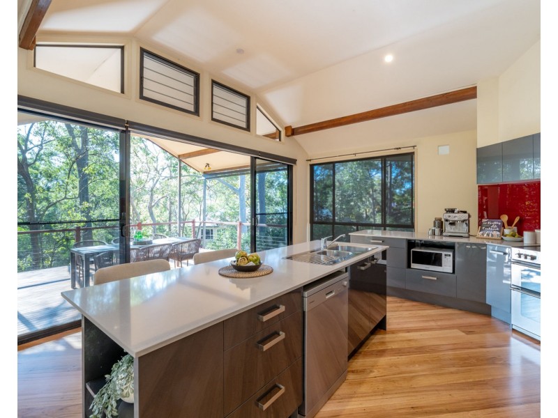 4 Moogerah Court, Albany Creek QLD 4035