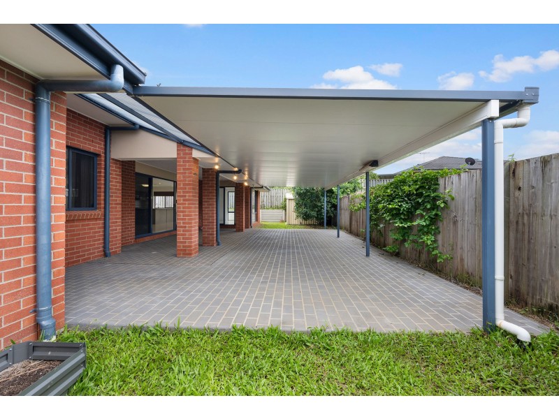 4 Winzear Drive, Kallangur QLD 4503