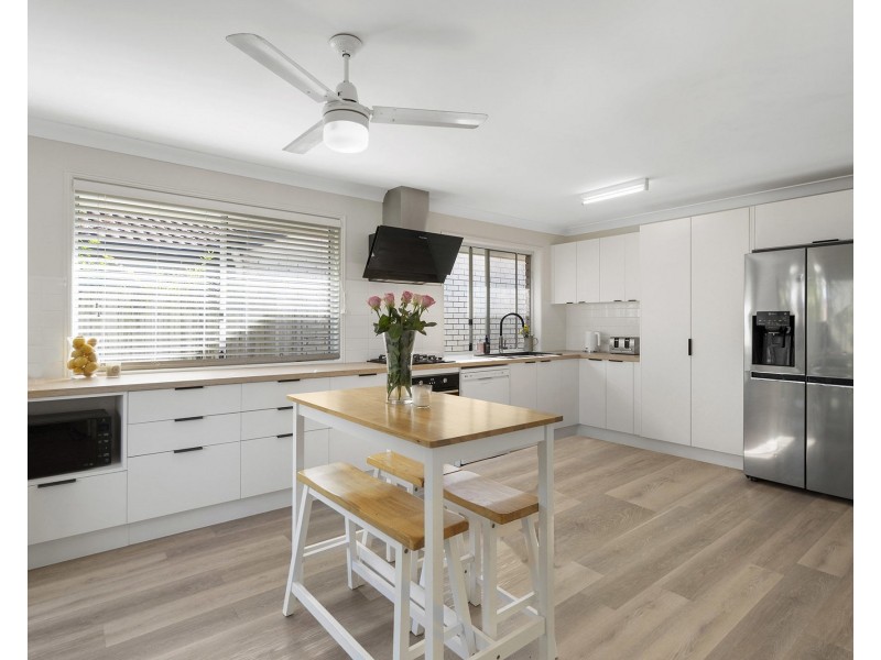 11 Brassington Street, North Lakes QLD 4509