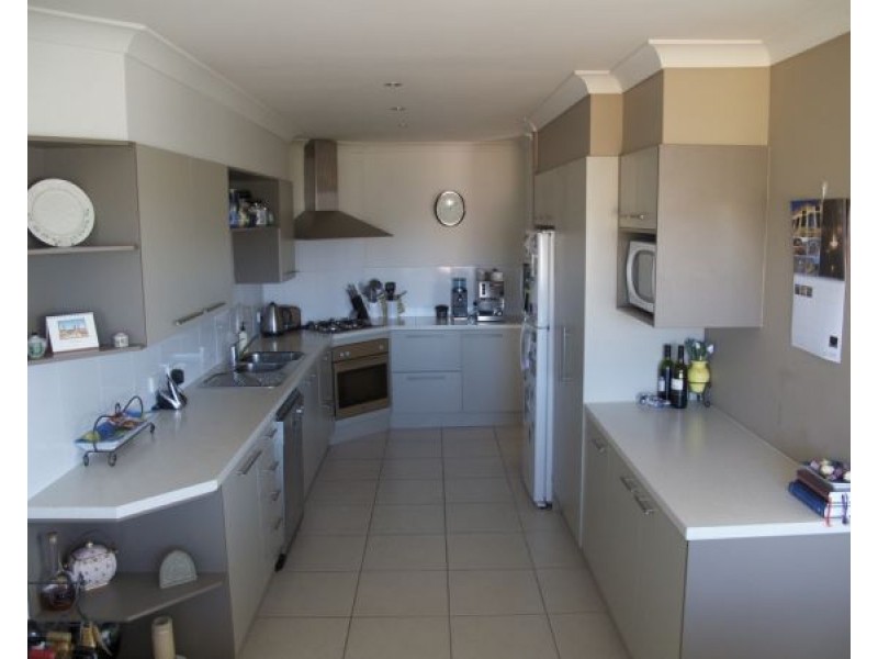 9/105 Christian Street, Clayfield QLD 4011