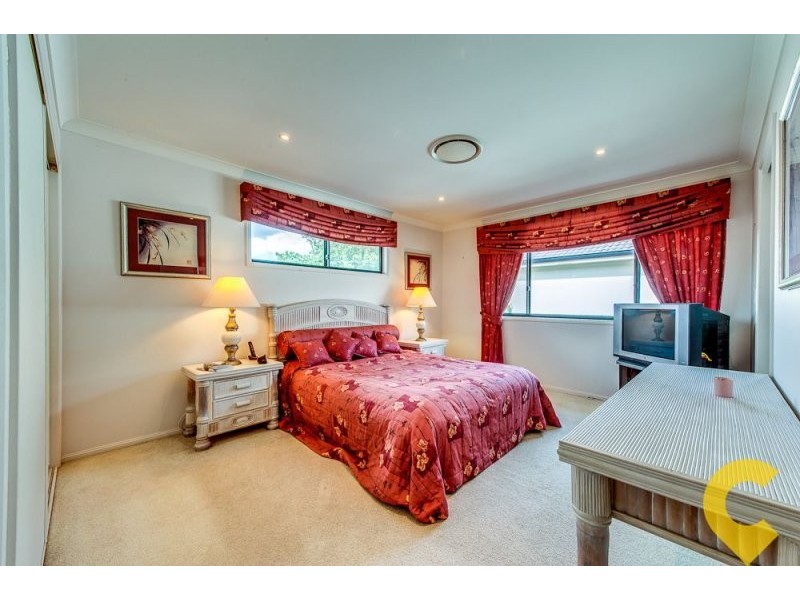 2 Palmetto Place, Bridgeman Downs QLD 4035