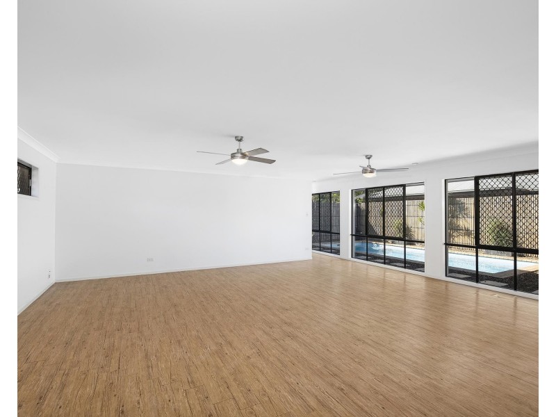 18 Ponting Place, Bracken Ridge QLD 4017