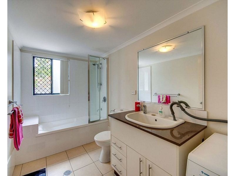 1/33 Hows Road, Nundah QLD 4012