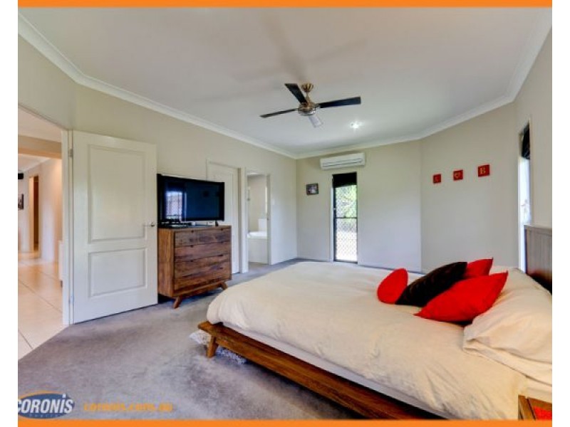 8 Katelyn Court, Cashmere QLD 4500